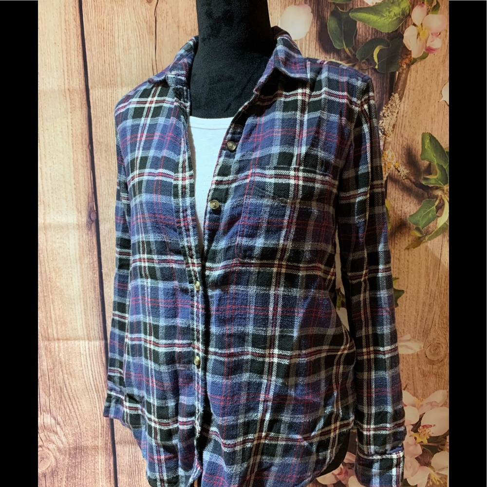 American Eagle Women’s Flannel